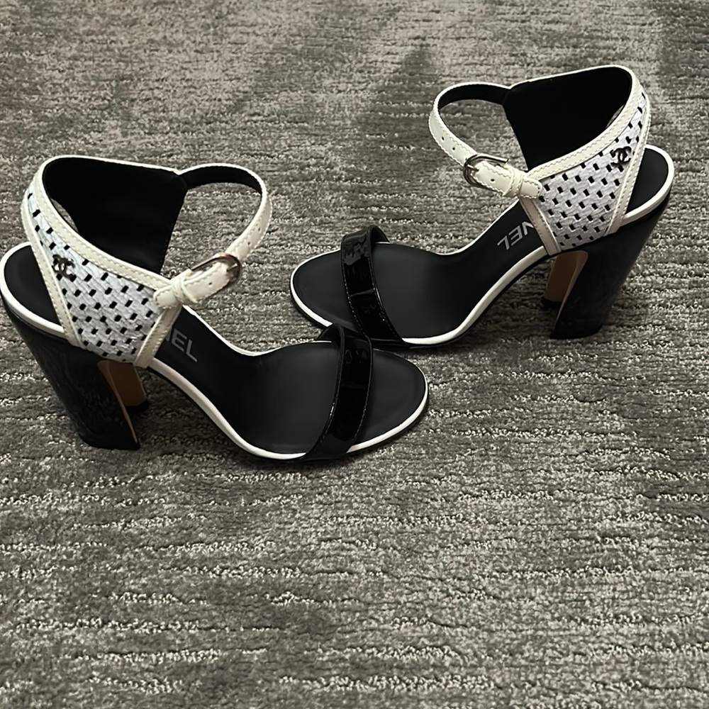 Chanel Black and White Patent Sandals